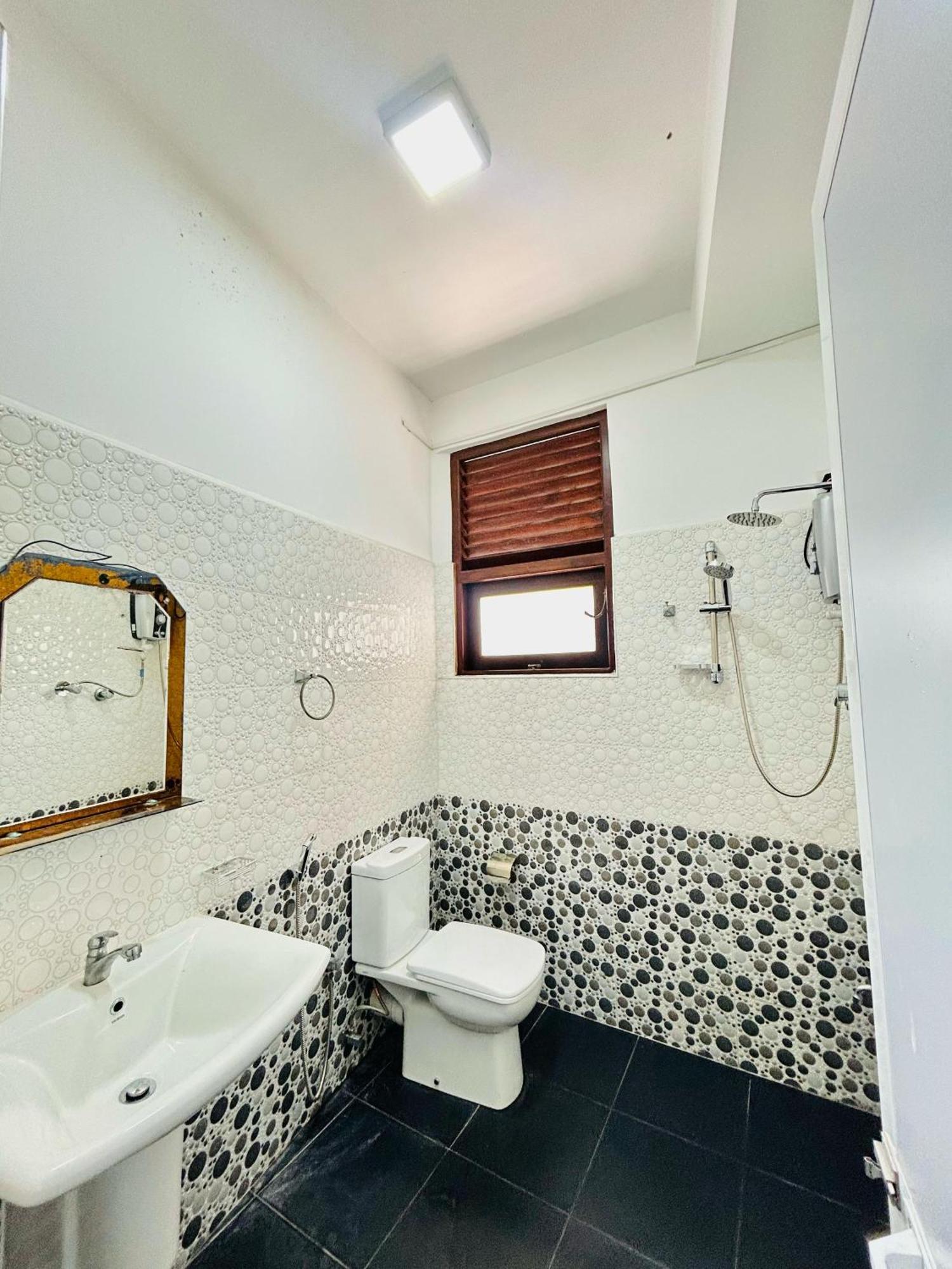 Crystal Wave Holiday Resort Polhena Ματάρα Εξωτερικό φωτογραφία