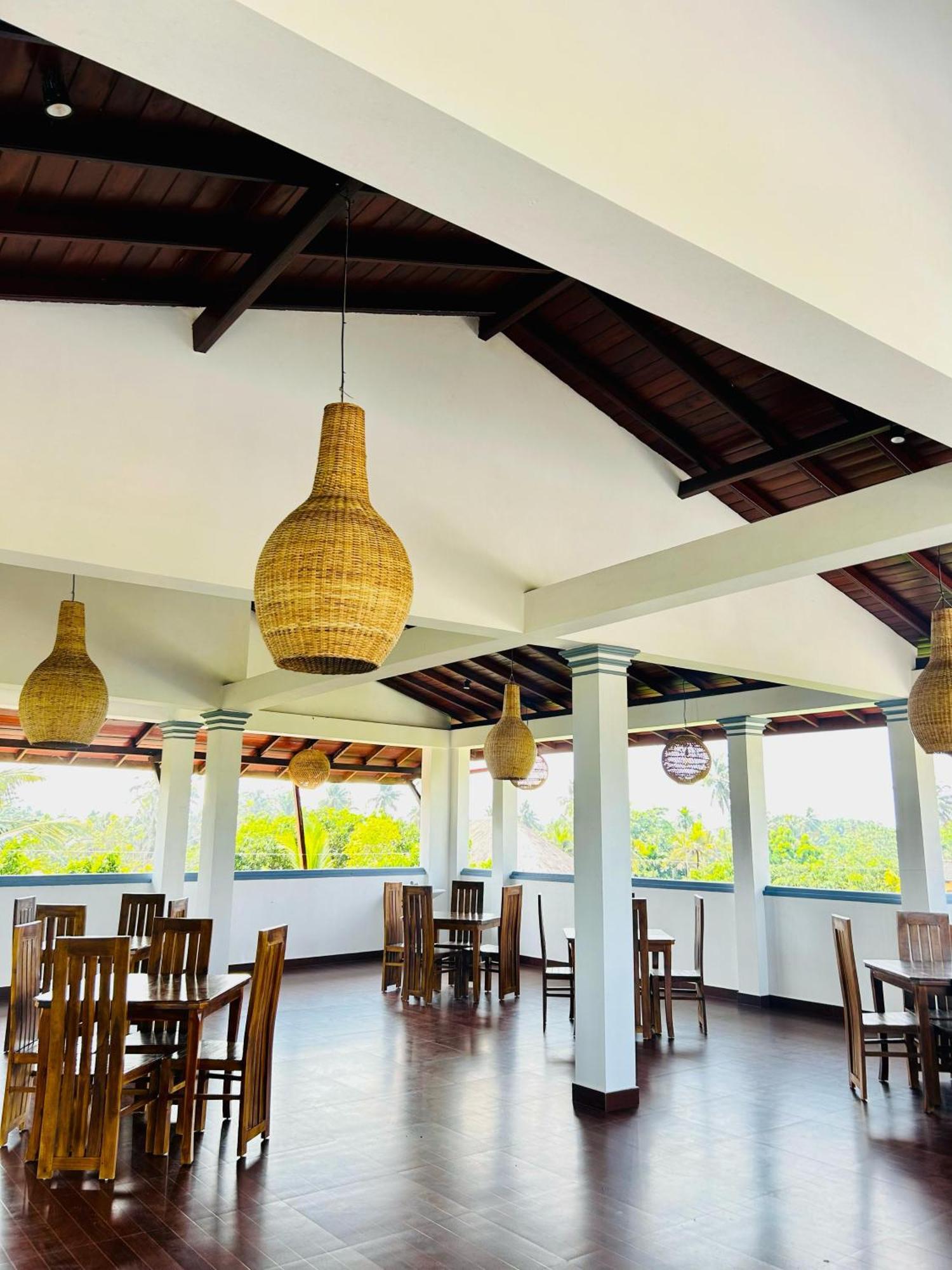 Crystal Wave Holiday Resort Polhena Ματάρα Εξωτερικό φωτογραφία